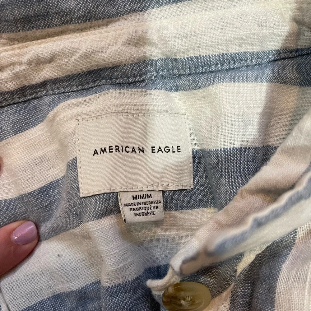 American Eagle Blue & White Striped Button-Front Shirt - Picture 2 of 2